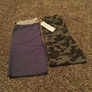 2 PAIRS OF BOYS SHORTS
